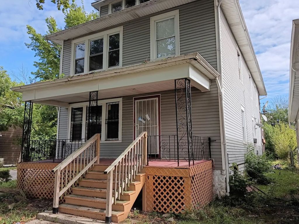 12001 S Lafayette Avenue, Chicago