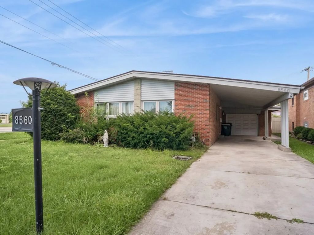 8560 W Clara Drive, Niles