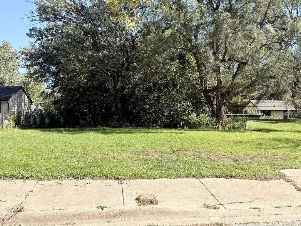 2908 19th Street, Rockford