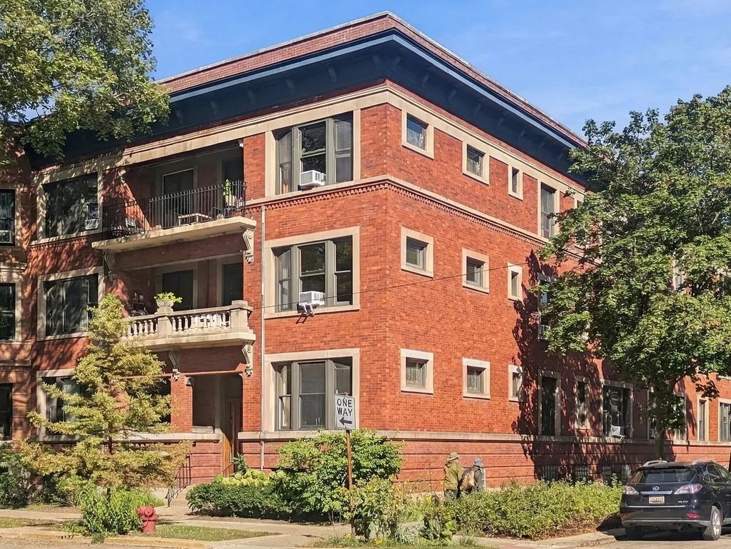 5559 S Blackstone Avenue 3, Chicago