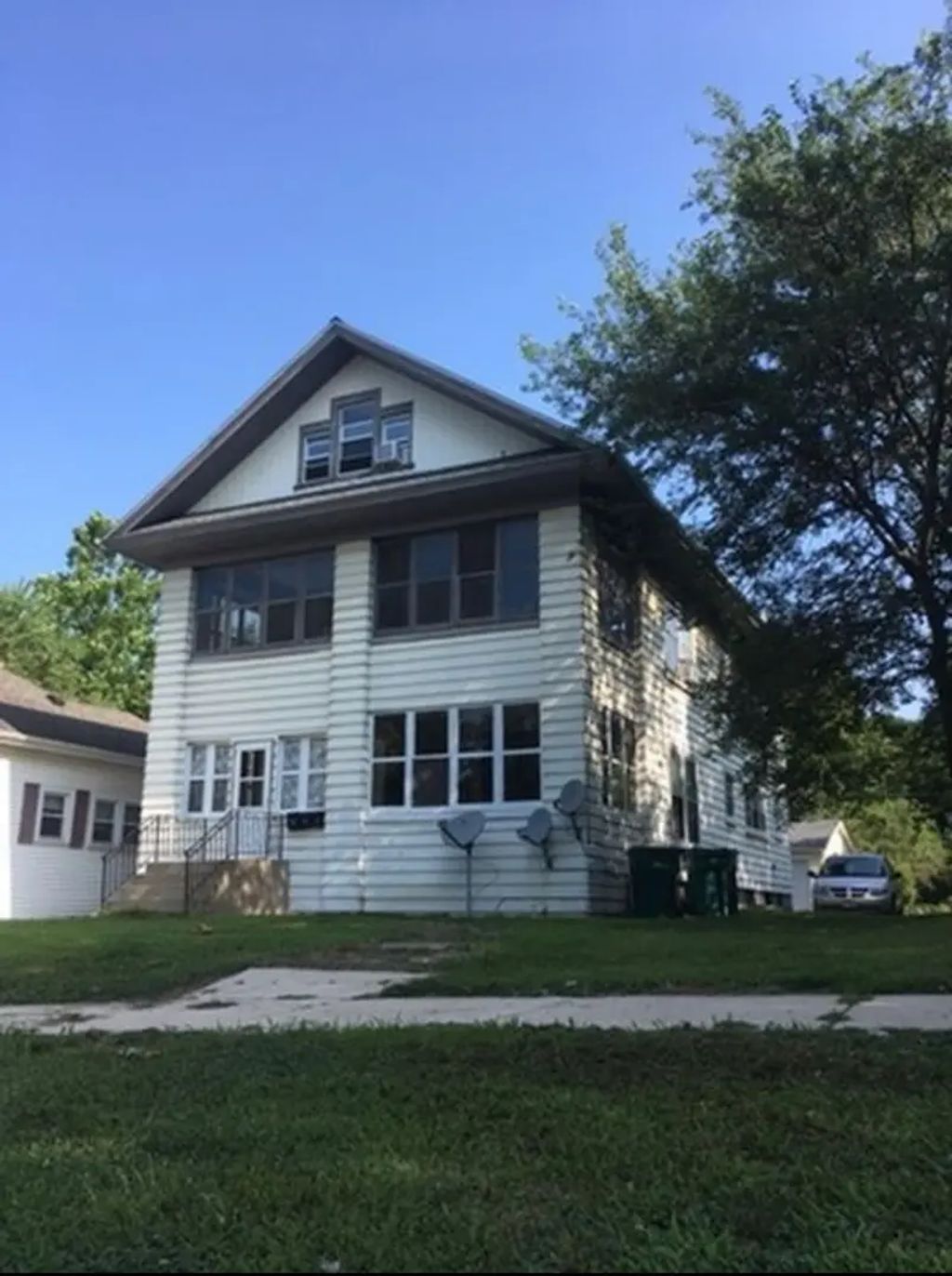 220 7th Street, Streator