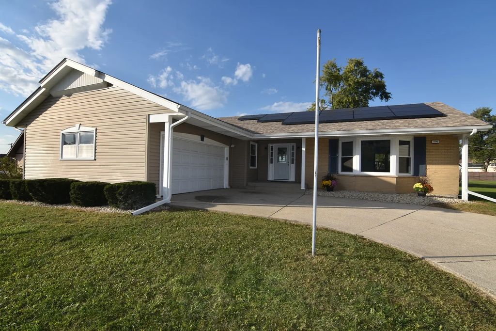 4780 Flossmoor Road, Country Club Hills