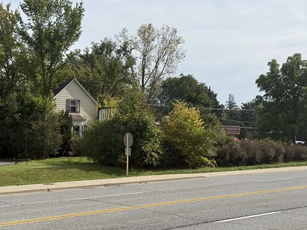 826 Smith Avenue, Lake Bluff