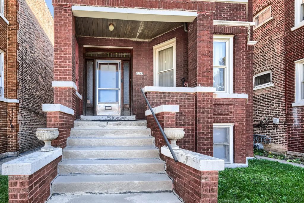 2313 S 61st Court, Cicero