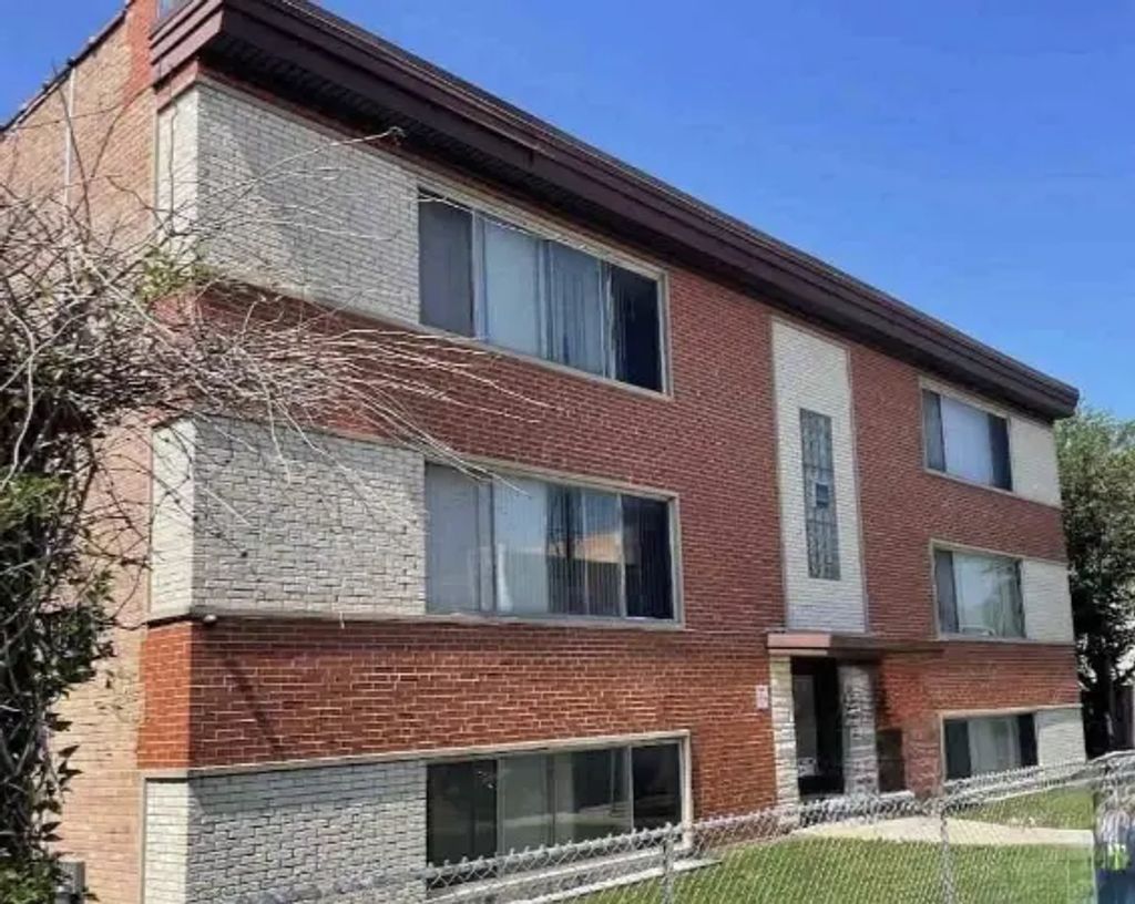 3852 N Elston Avenue 4, Chicago