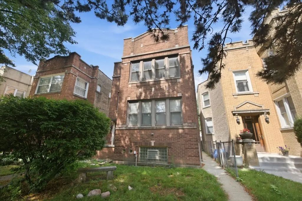 5742 N Rockwell Street 2, Chicago