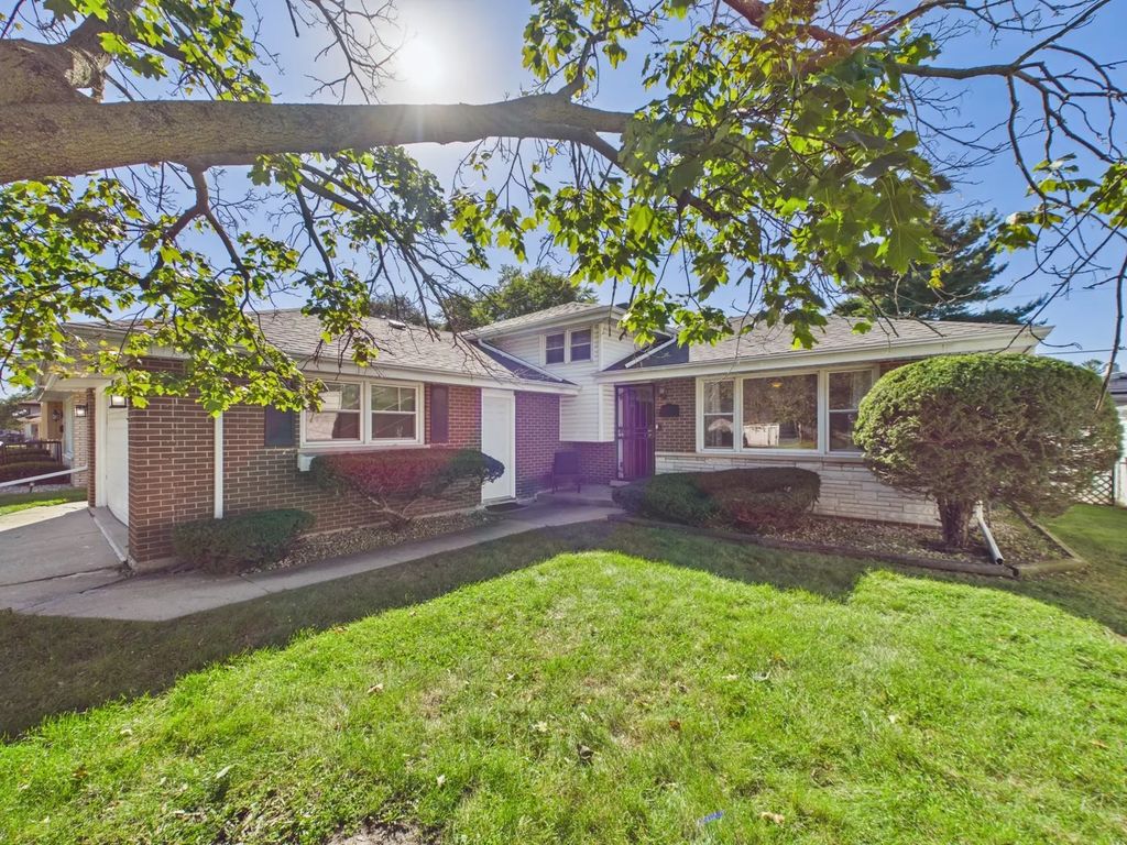 16112 Michigan Avenue, South Holland