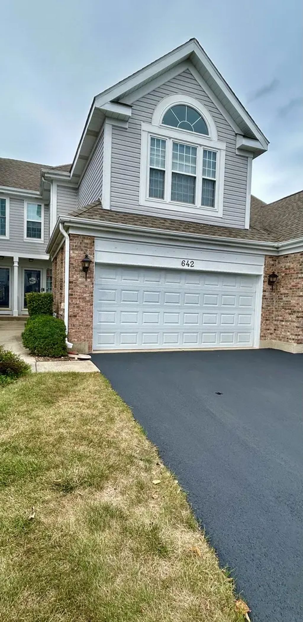 642 Citadel Drive, Westmont