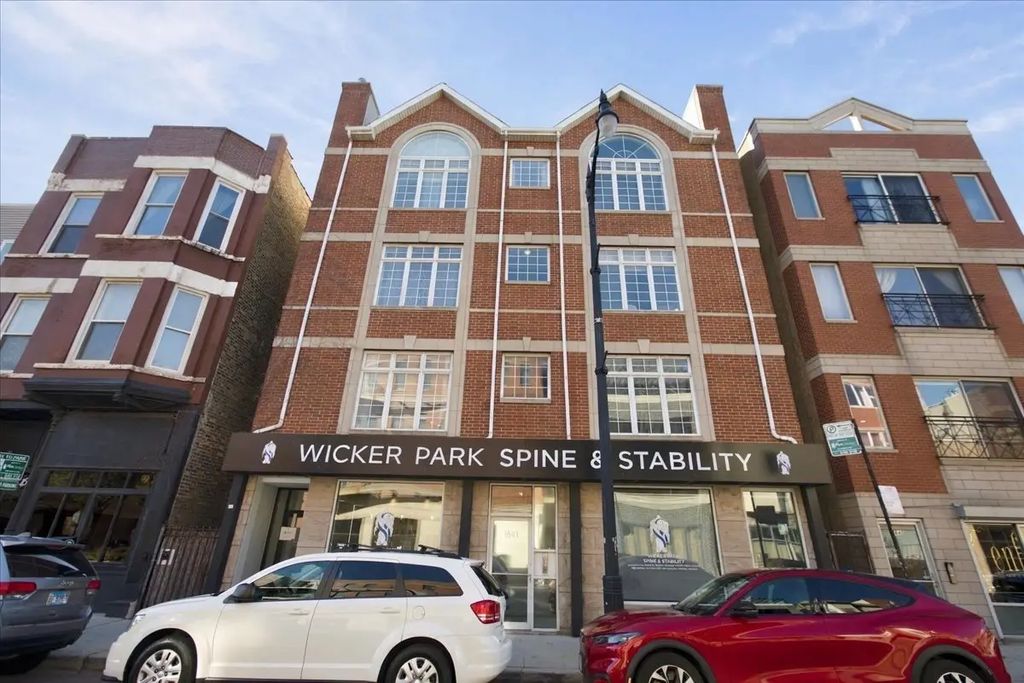 1641 W North Avenue 3w, Chicago