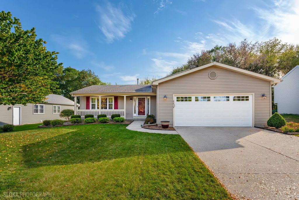 4819 W Glenbrook Trail, McHenry