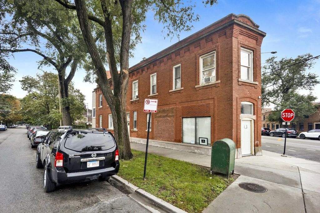 2877 N Clybourn Avenue, Chicago