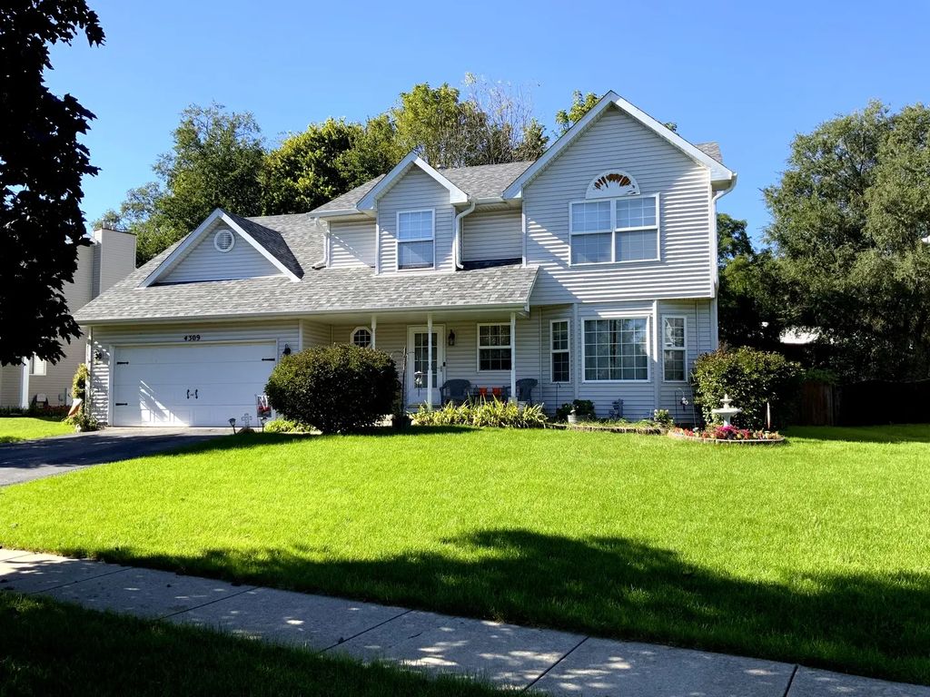 4309 Bluegrass Lane, Plainfield