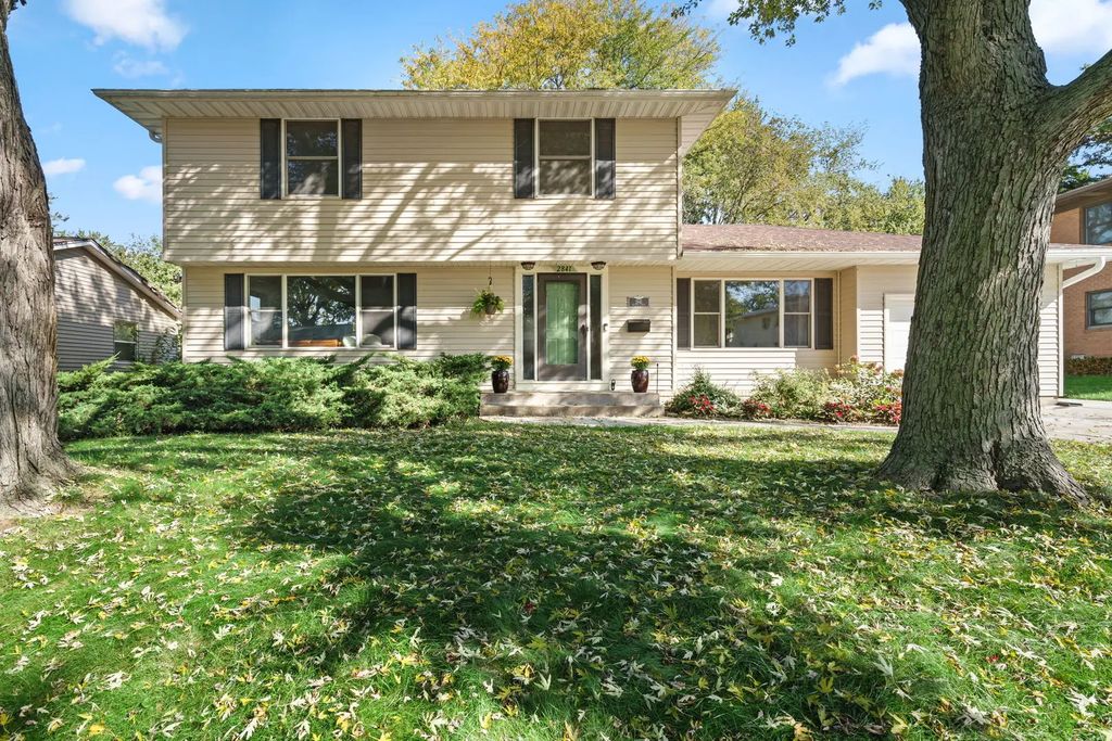 2841 Kelling Street, Davenport
