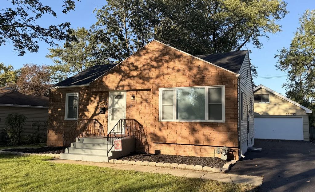 22032 Millard Avenue, Richton Park