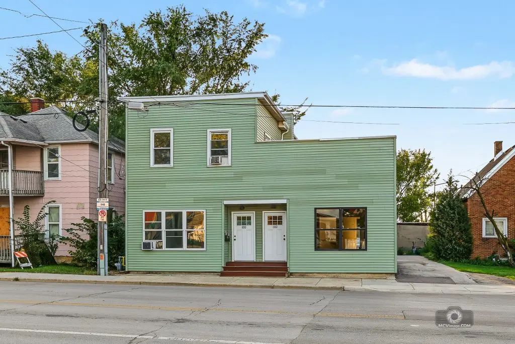 102 N Ohio Street, Aurora