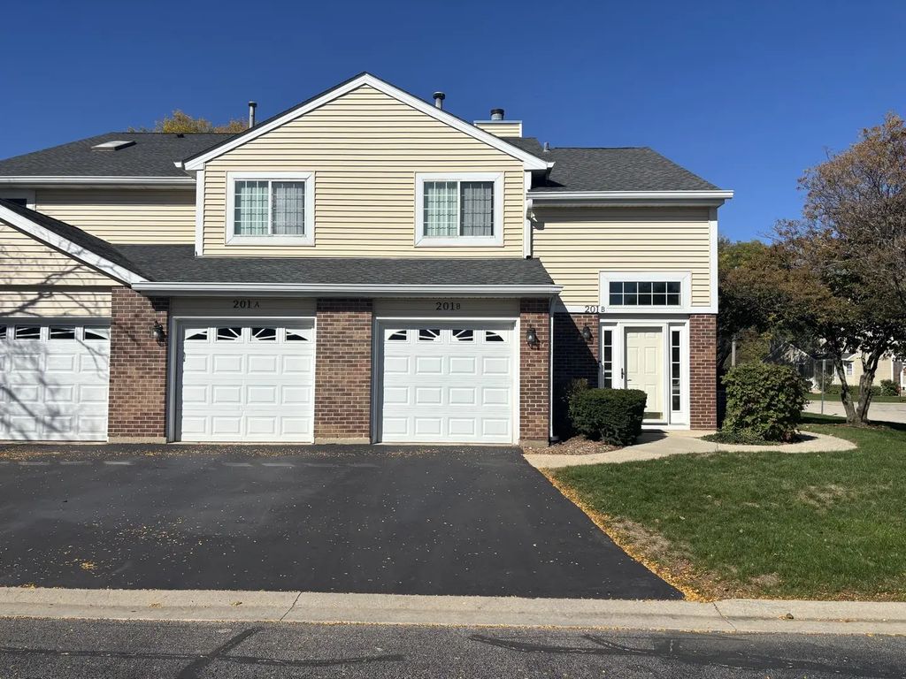 201 Brittany Drive A, Streamwood