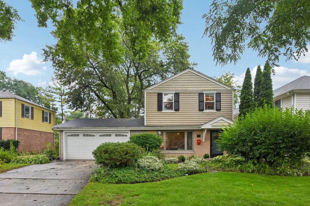 606 S Dryden Place, Arlington Heights