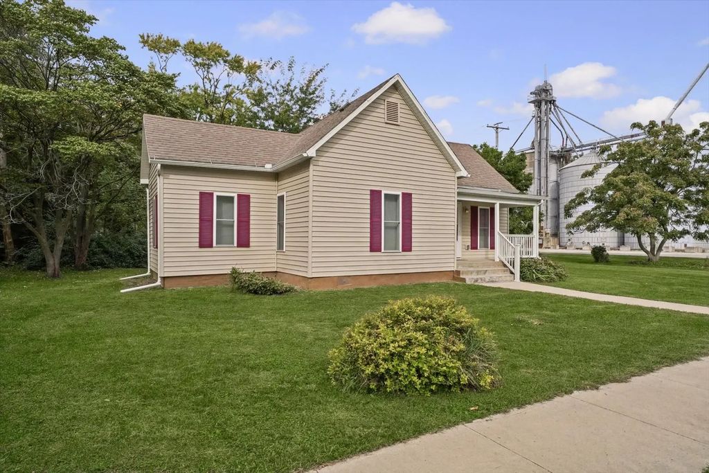 100 S Grant Street, Broadlands