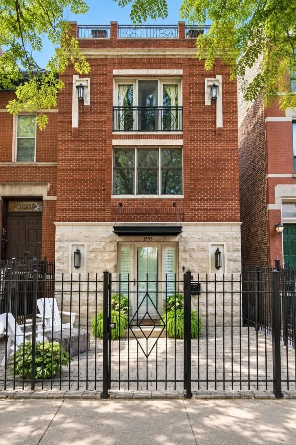 1958 N Bissell Street, Chicago