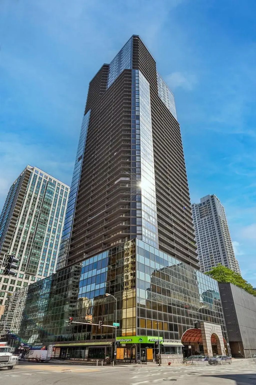 10 E Ontario Street 4705, Chicago
