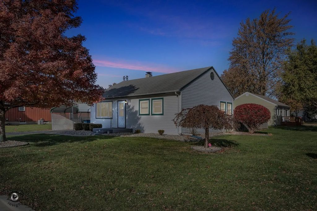1071 E Broadway Street, Bradley