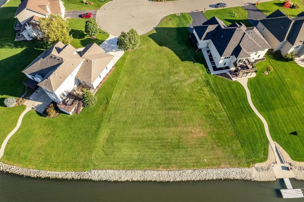 12650 Whitnall Place, Winnebago