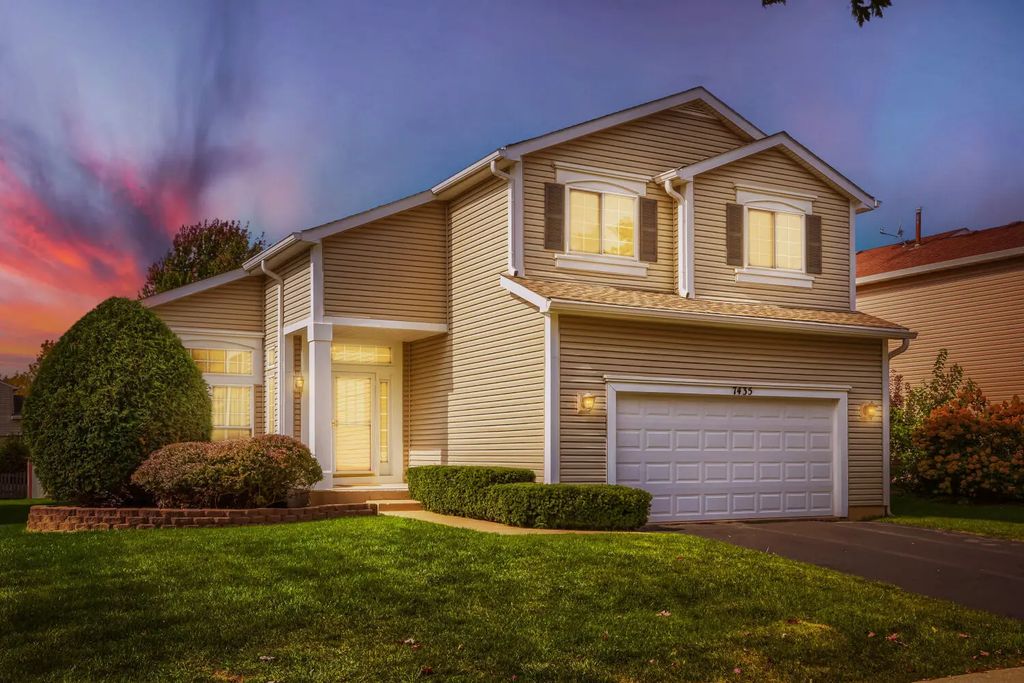 7435 Korbel Drive, Gurnee