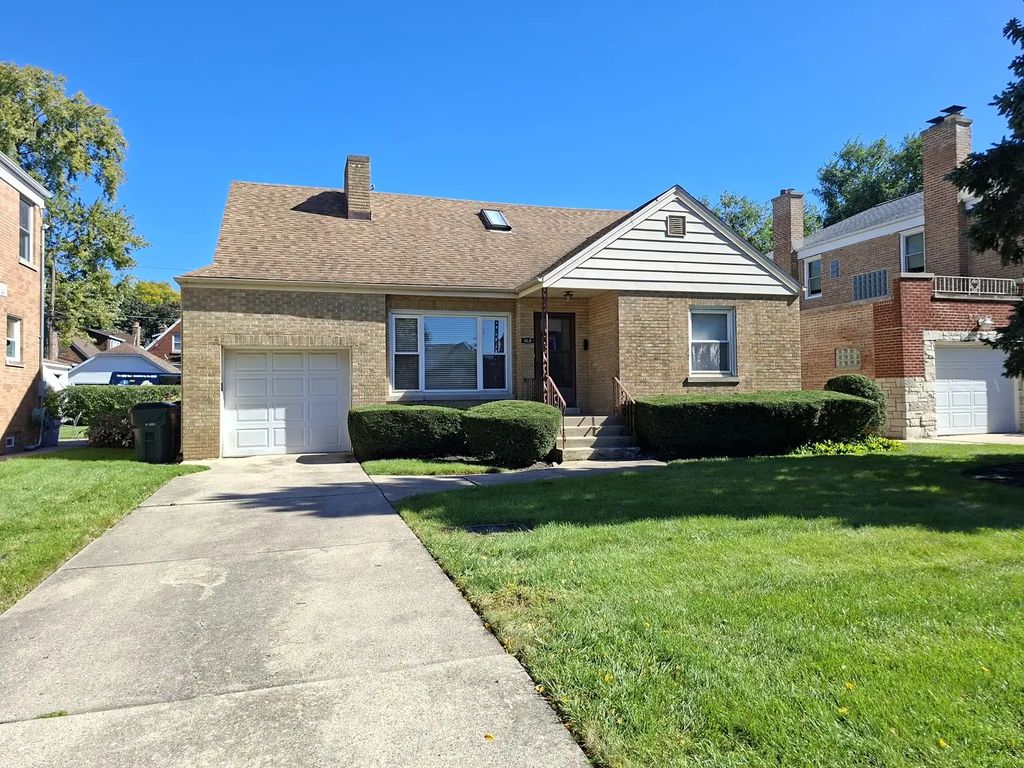 6631 N Saint Louis Avenue, Lincolnwood