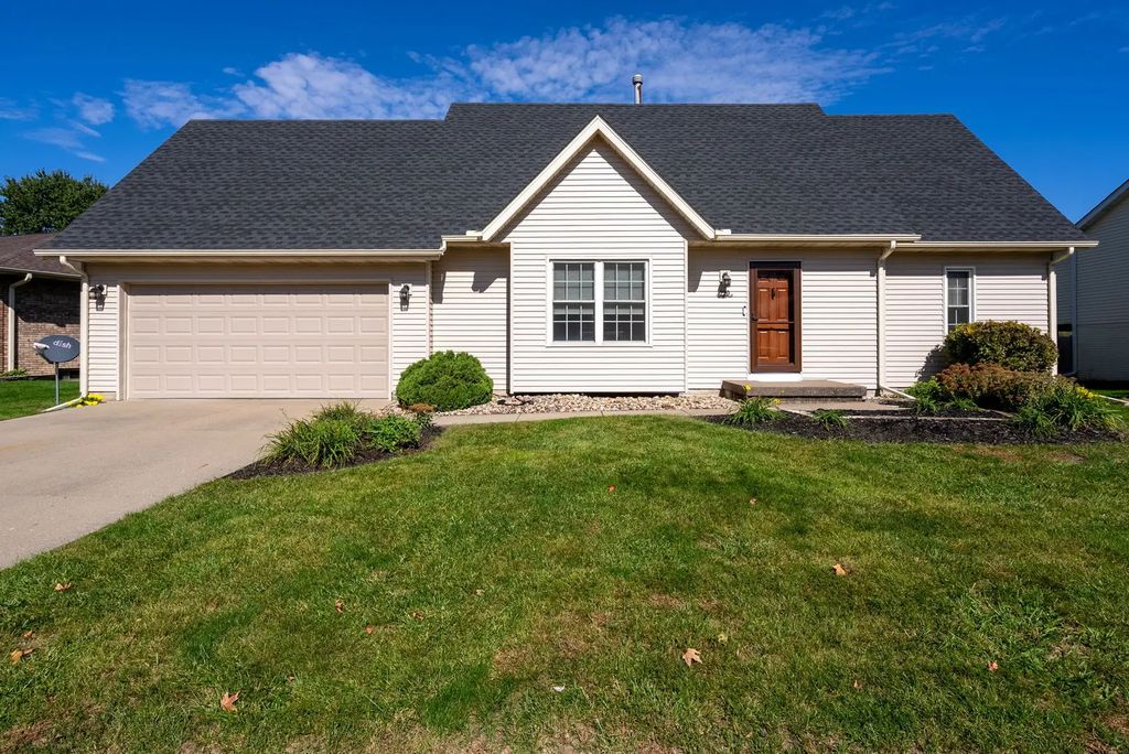 220 E Parkview Drive, Walcott