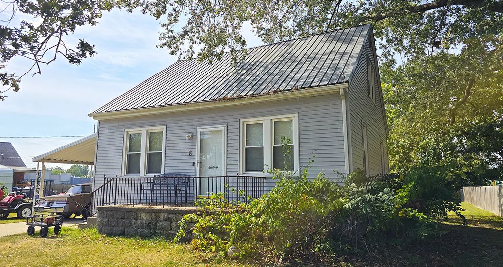 6 Adrienne Avenue, Centralia