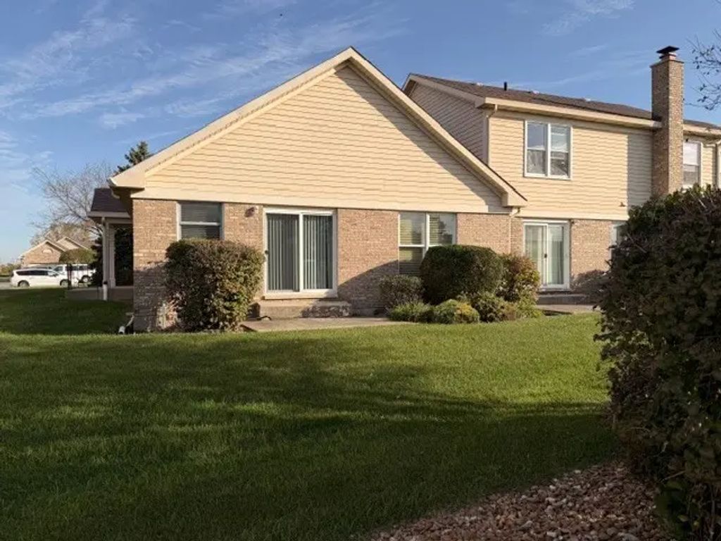7917 Belle Rive Court, Tinley Park