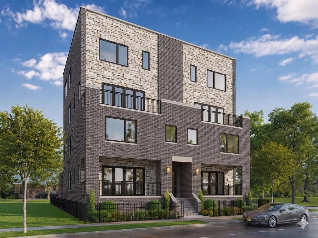 967 E 62nd Street 2, Chicago