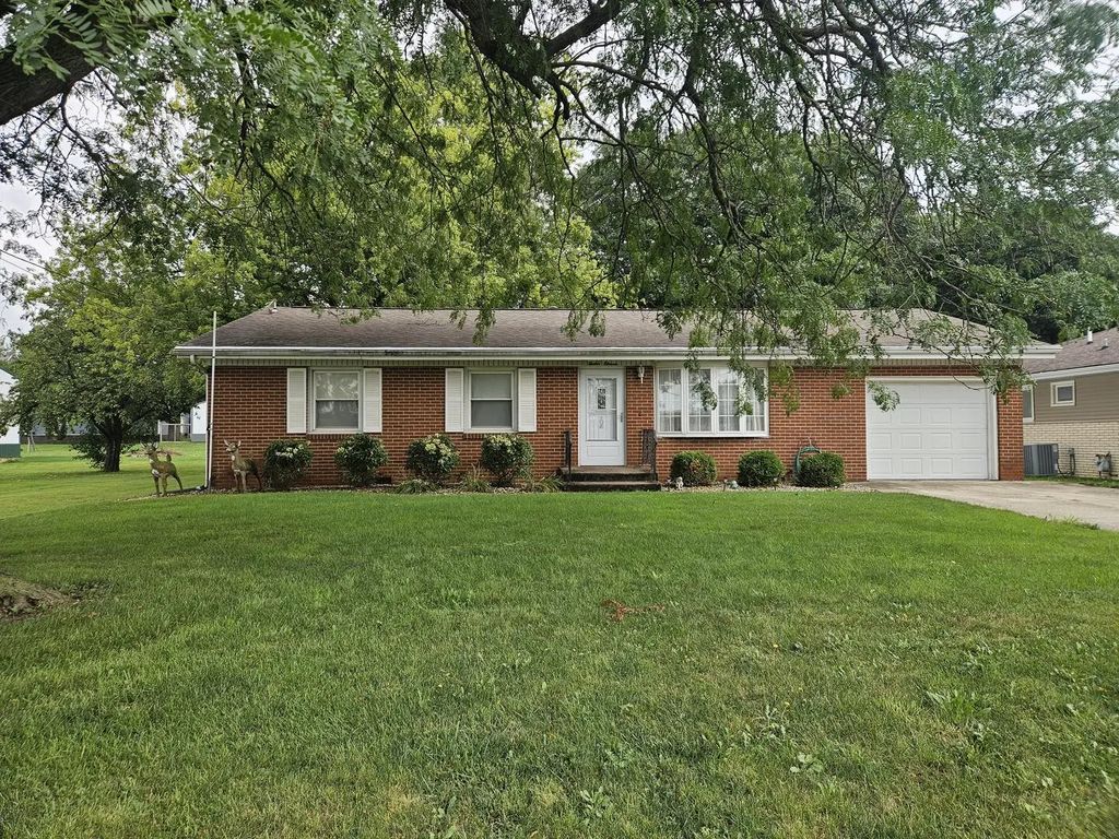 1211 E Indiana Avenue, Pontiac
