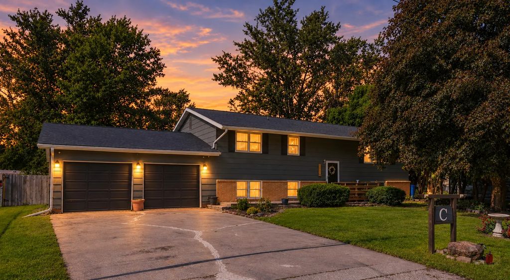 209 N Market Street, Grandview