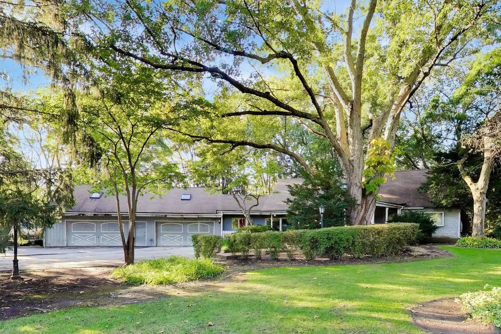 5280 Old Plum Grove Road, Palatine