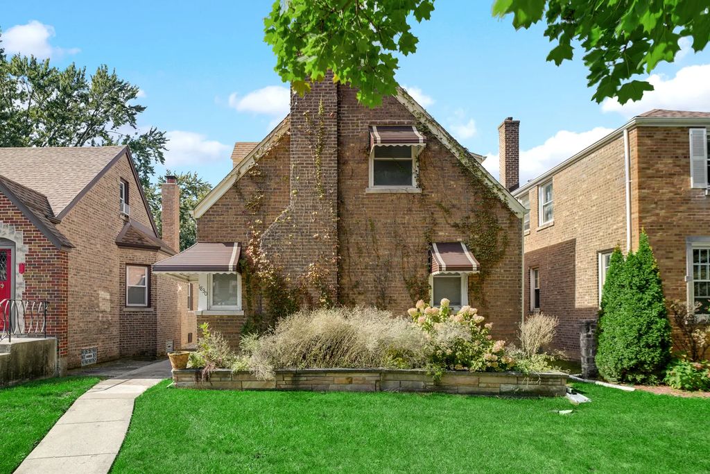 1830 N Neva Avenue, Chicago
