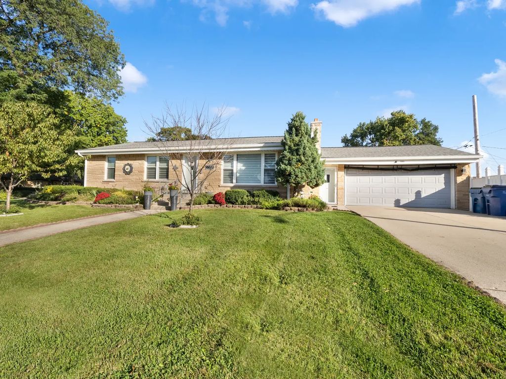 10050 Westmanor Drive, Franklin Park