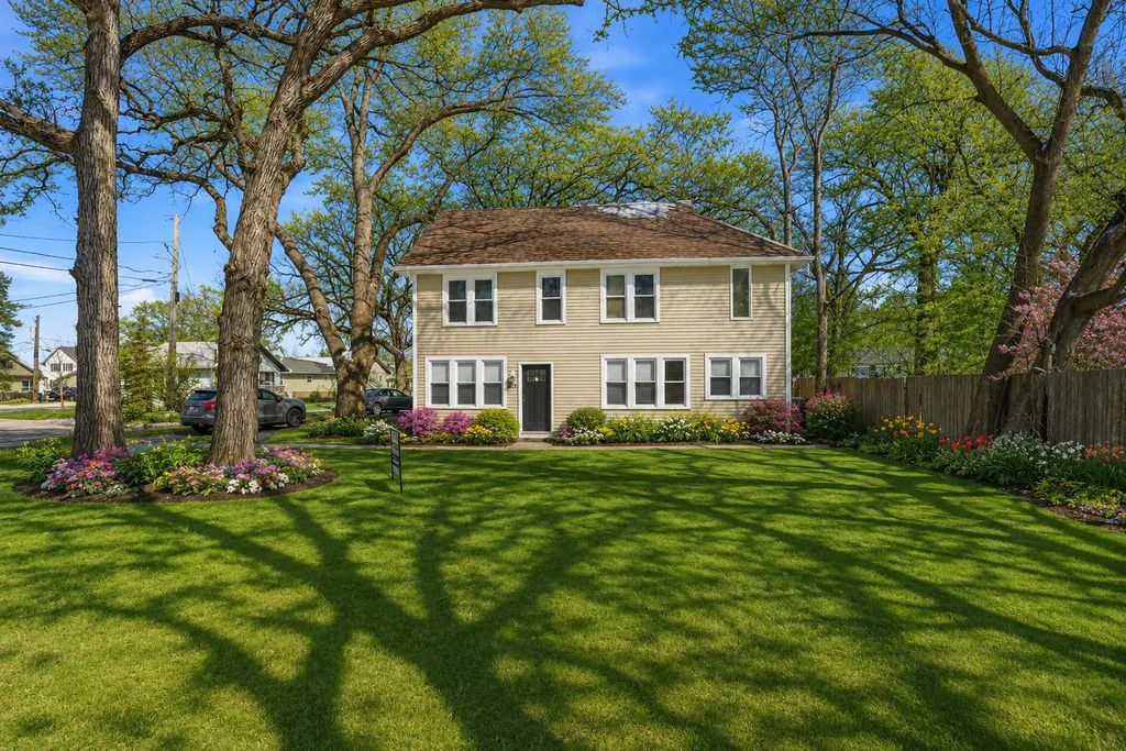 2908 Oakwood Avenue, McHenry