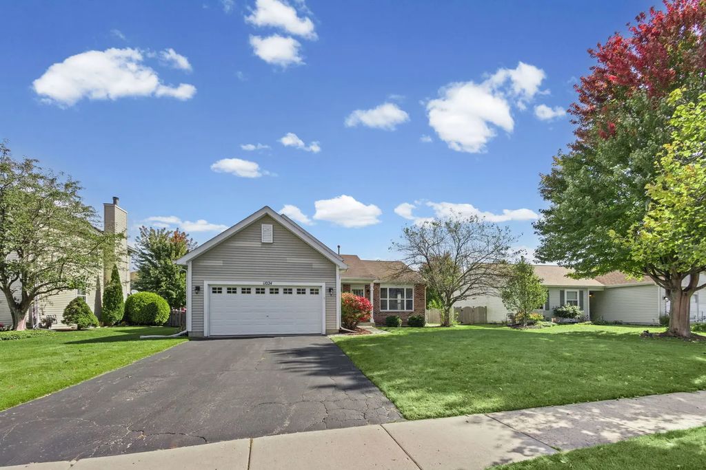 11024 Madison Way, Huntley