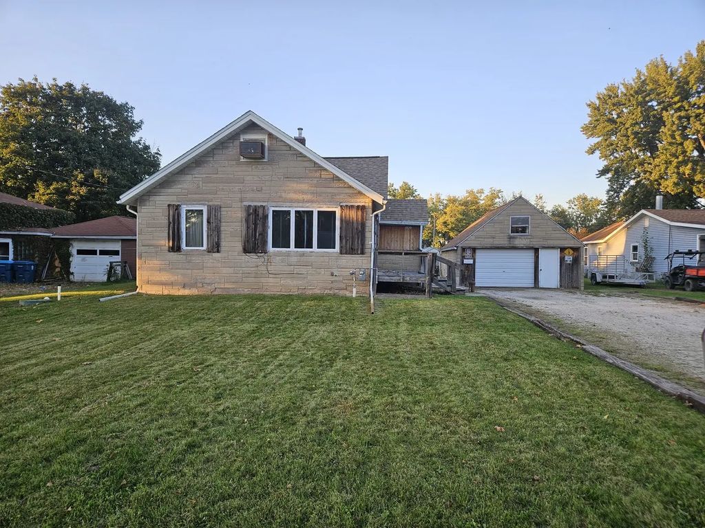 3929 4th Avenue A, East Moline