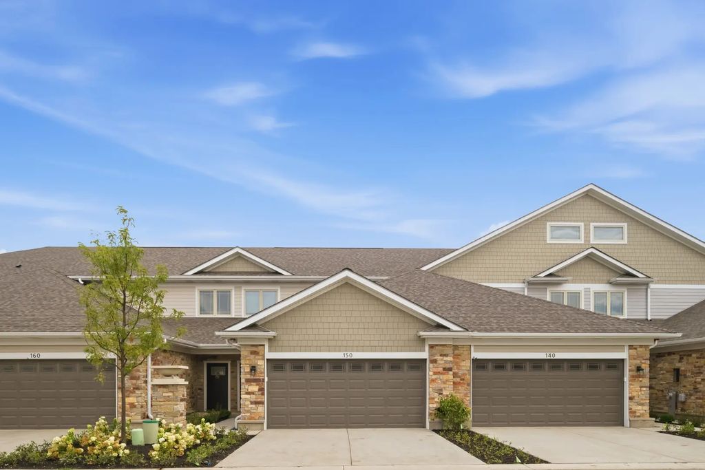 260 Violet Lane, Wheeling