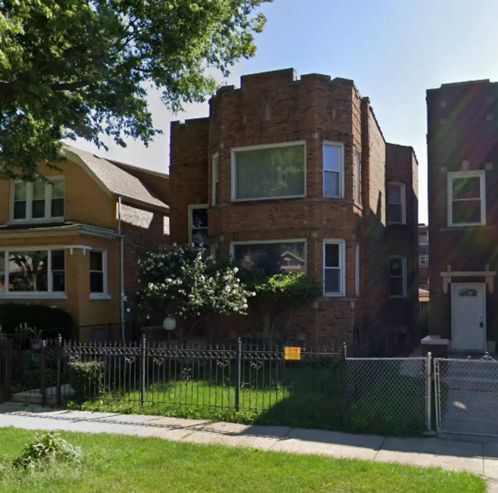 7739 S Wood Street, Chicago