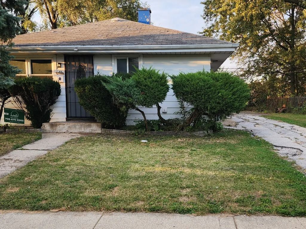 43 W 141st Street, Dixmoor
