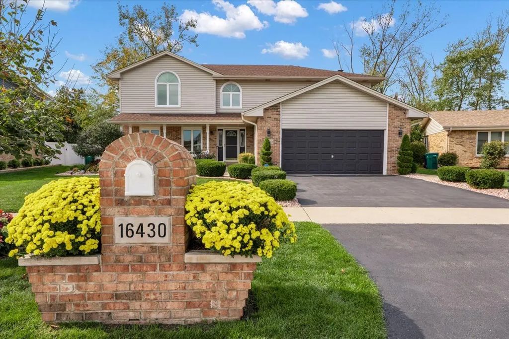 16430 Morgan Lane, Orland Hills