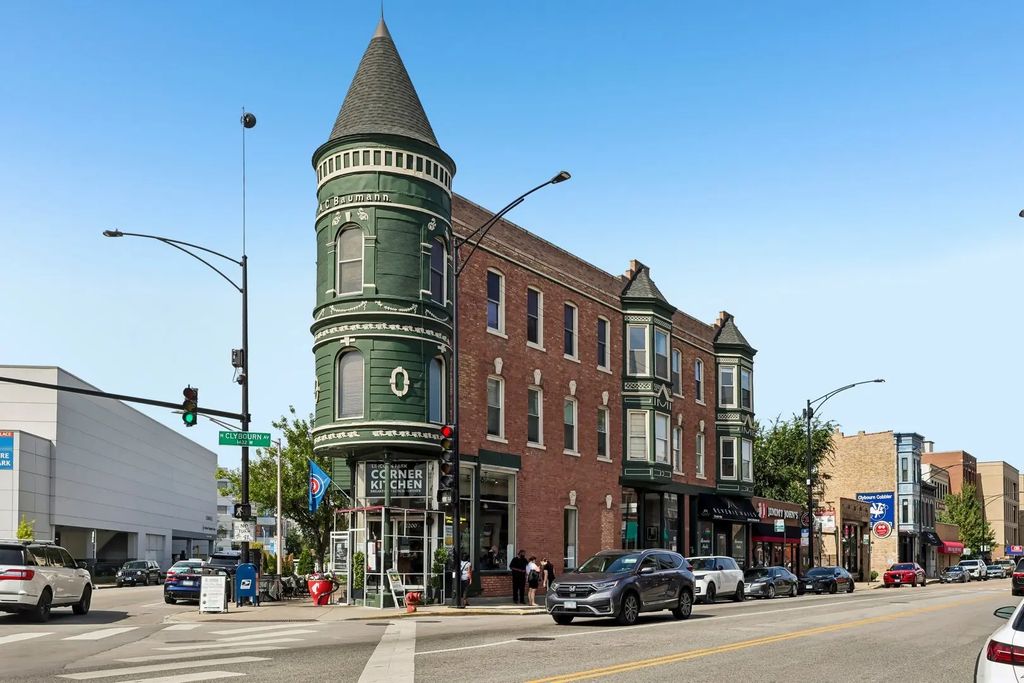 2202 N Clybourn Avenue 3, Chicago