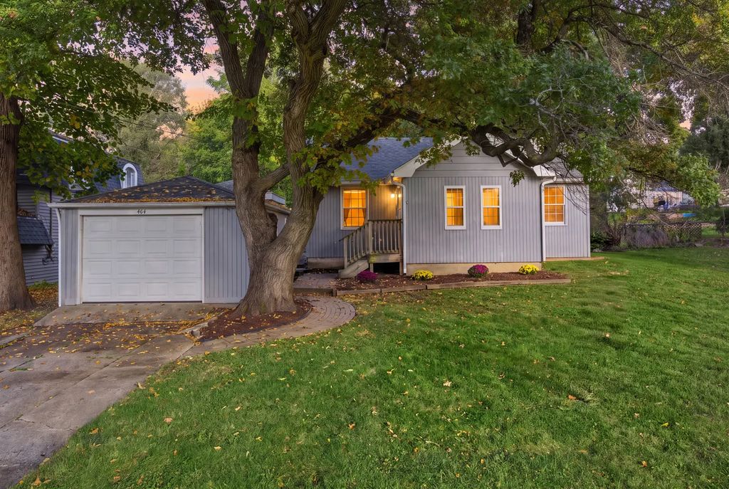 404 Crystal Lake Road, Lake In The Hills