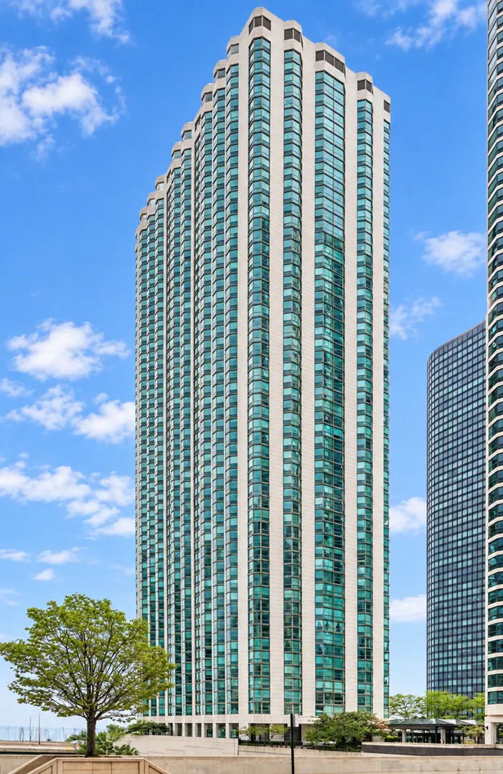 195 N Harbor Drive 5104, Chicago