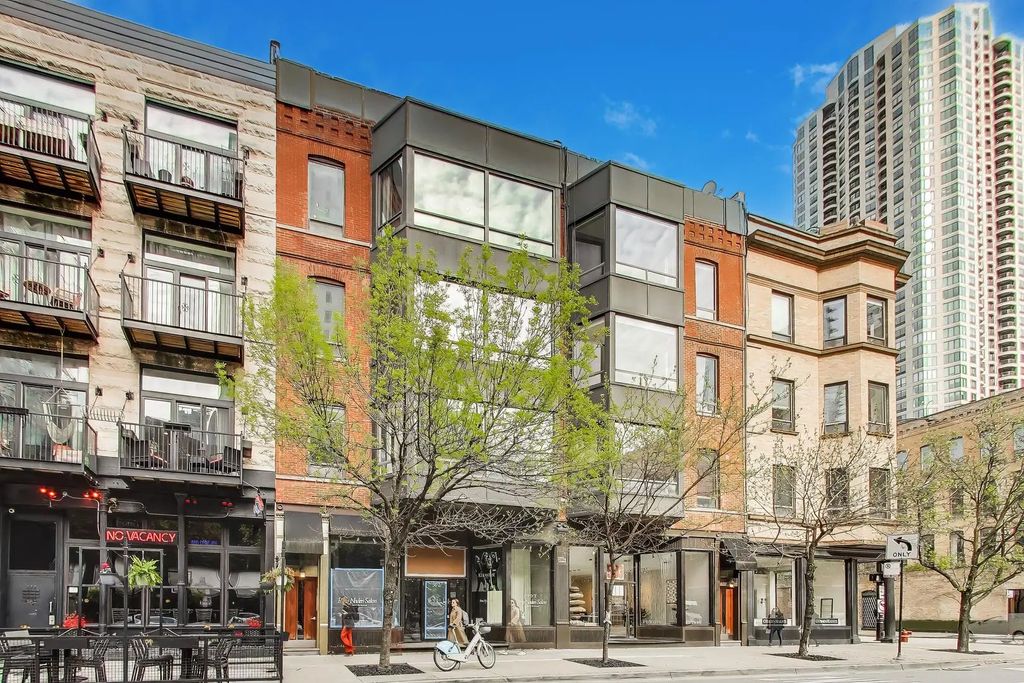 503 N Wells Street 3, Chicago