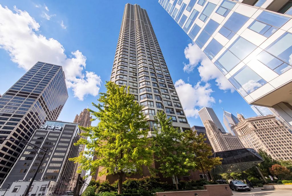 405 N Wabash Avenue 4004, Chicago