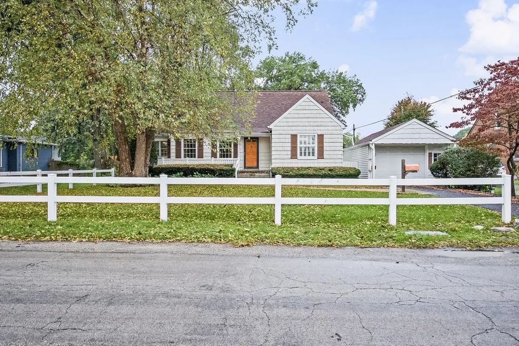 1106 Van Buren Street, Streator